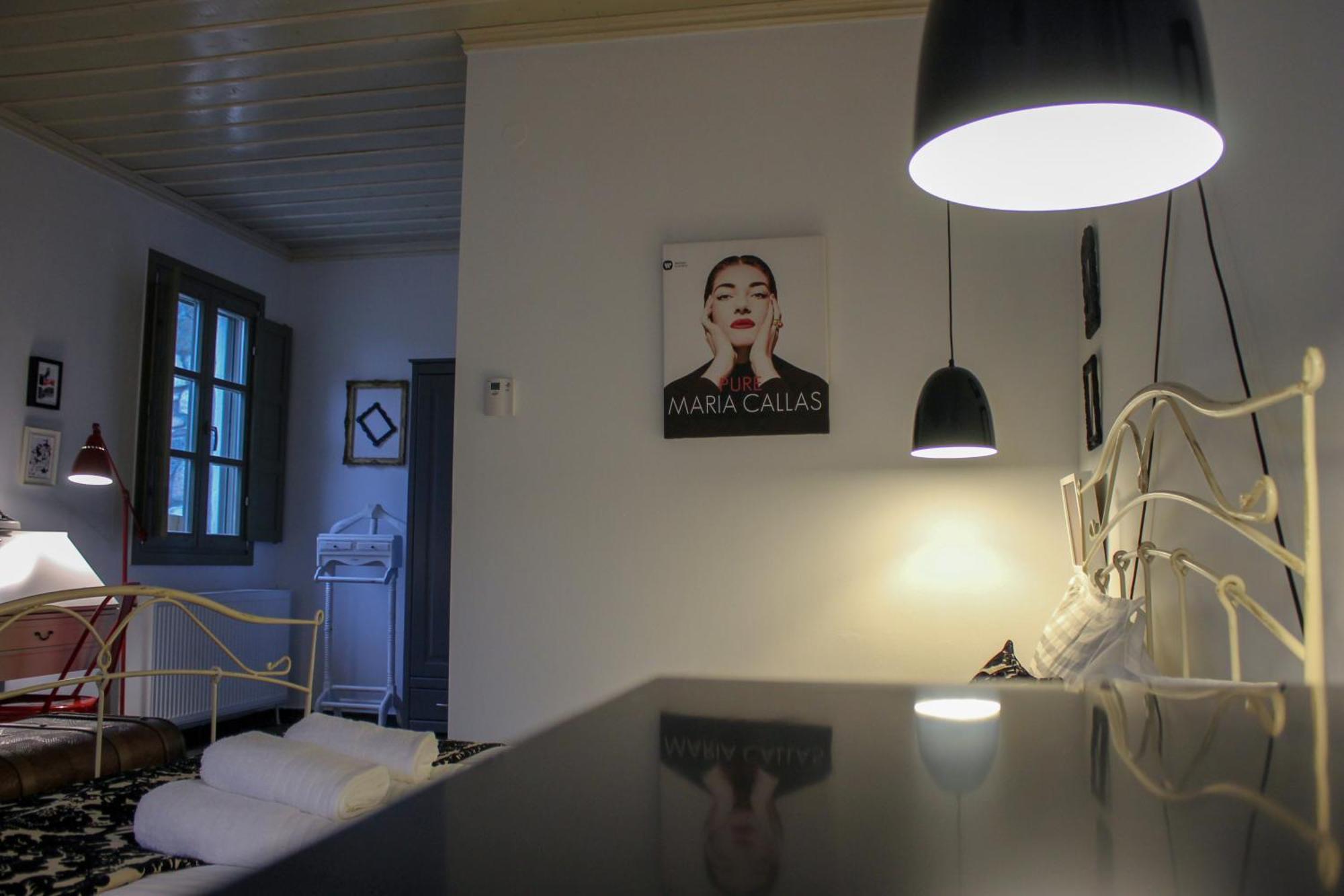 Oikies Art Rooms Ángisztro Kültér fotó