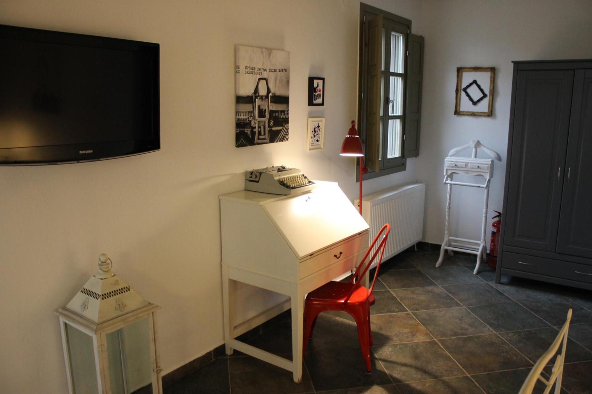 Oikies Art Rooms Ángisztro Kültér fotó